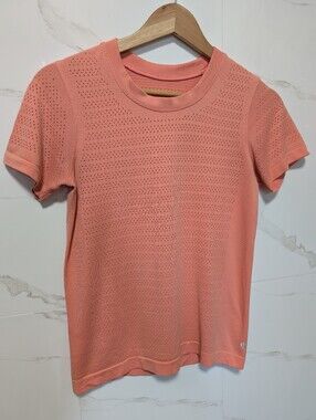 Lululemon Shirt Women 6 Orange Top Breeze By Short Sleeve Perforated Active Yoga